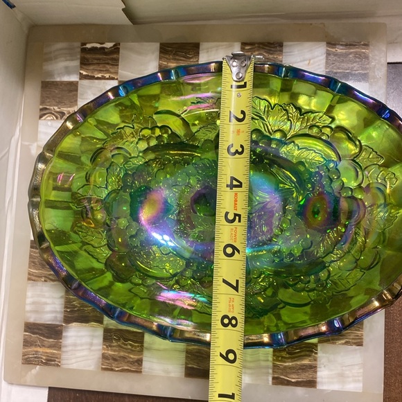 Vintage 1970s Indiana Harvest Iridescent Green Carnival Glass Oval Center Bowl - Picture 11 of 12